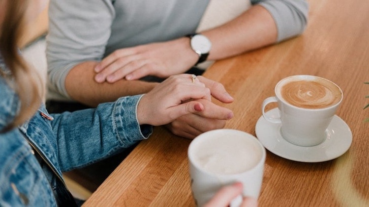 İlişkide İletişim Sırları: Çatışmasız Konuşma ve Etkili Olma: Çiftler, Evlilik, Flört, Aile